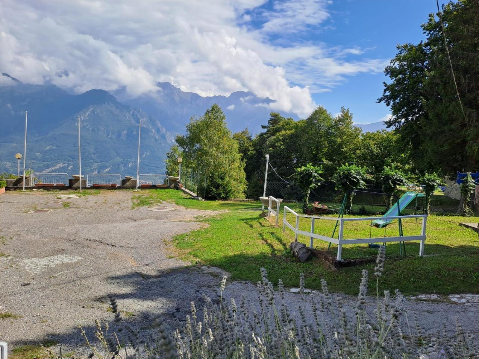 Provinciale 79 Hotel Magreglio ภายนอก รูปภาพ