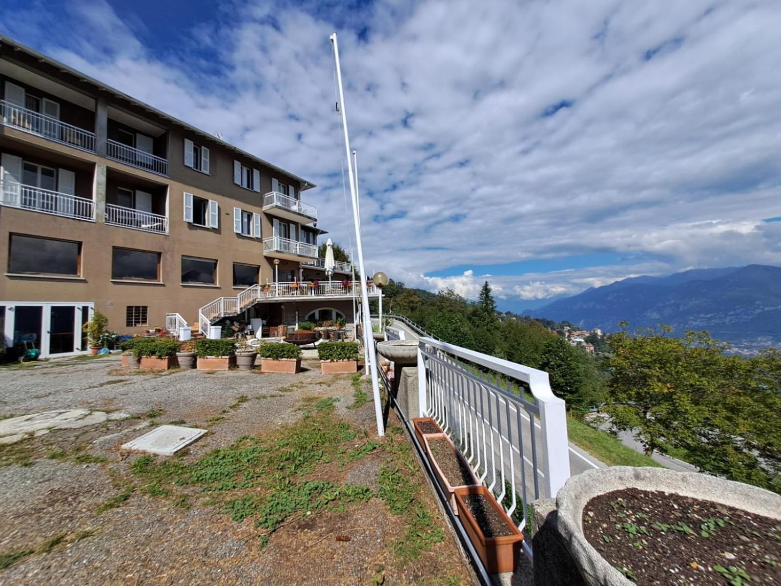 Provinciale 79 Hotel Magreglio ภายนอก รูปภาพ