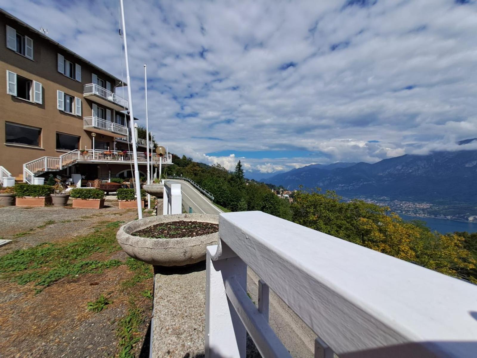 Provinciale 79 Hotel Magreglio ภายนอก รูปภาพ